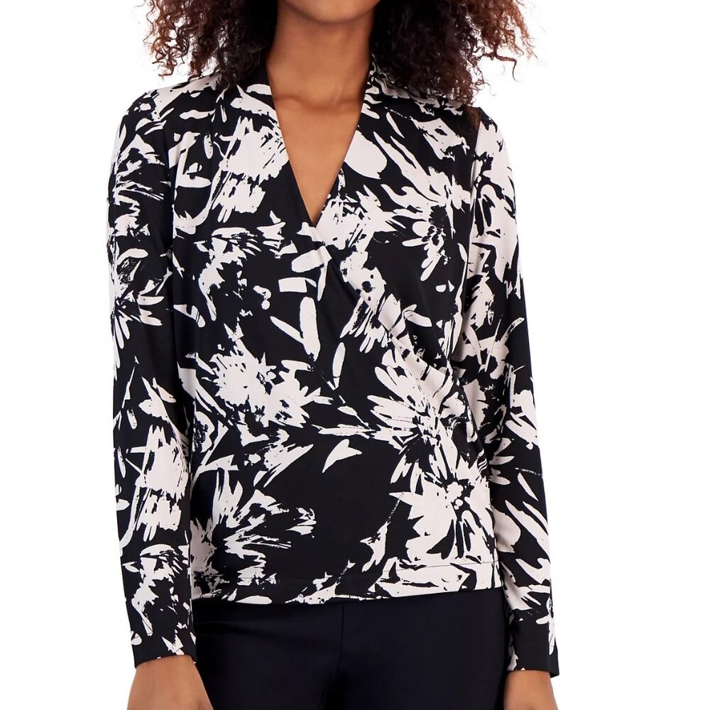 Beautiful Alfani Women's Black & White Faux-Wrap Surplice Knit Top - Sz L